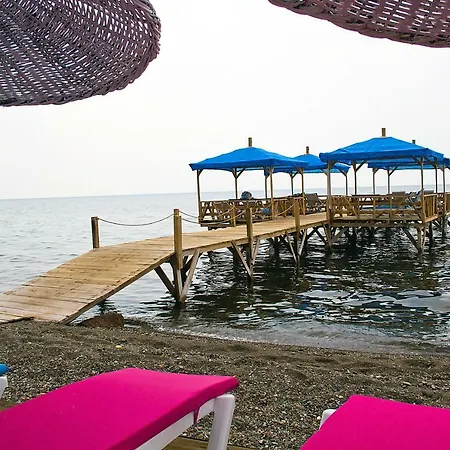 Les Olives Garden Canakkale