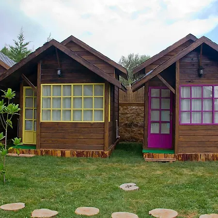 Les Olives Garden בית נופש צ'נקלה